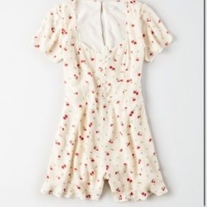 American Eagle tie waist romper